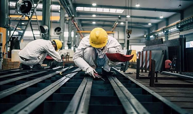 Bayraklı Mağaza Taşıma